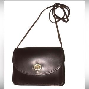 Vintage Mundi Genuine Leather Mini Crossbody bag EUC. Brownish Red